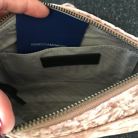🚨NWT Rebecca Minkoff  Velvet Mini Mac Crossbody🚨 - Picture 4 of 7